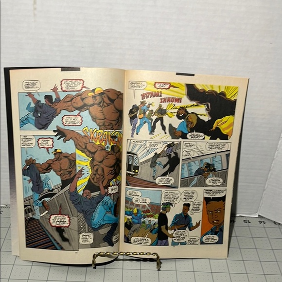 DC Comics Steel Action Figure - Red, Blue, Black - Picture 4 of 4